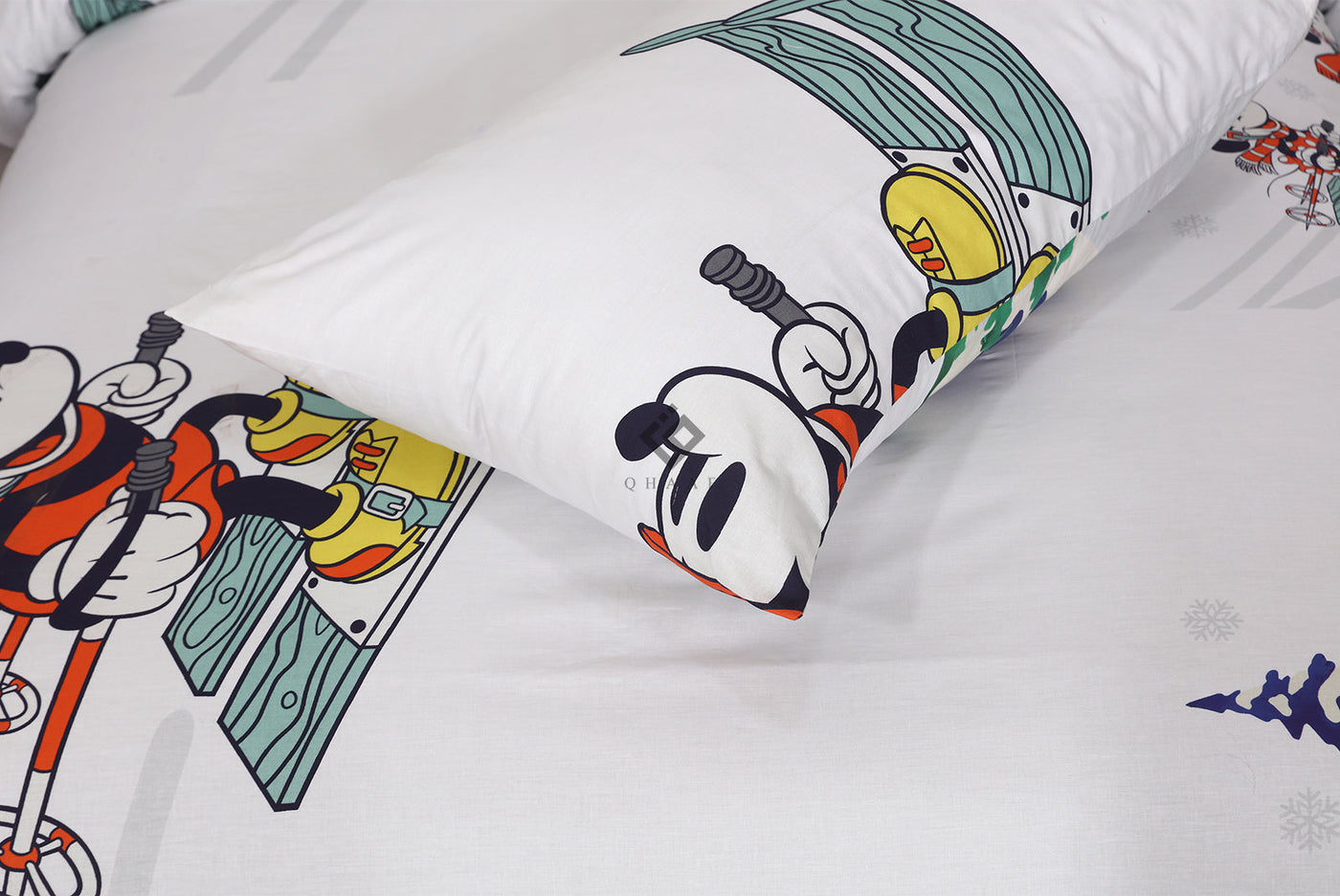 mickey tree-bedsheet set