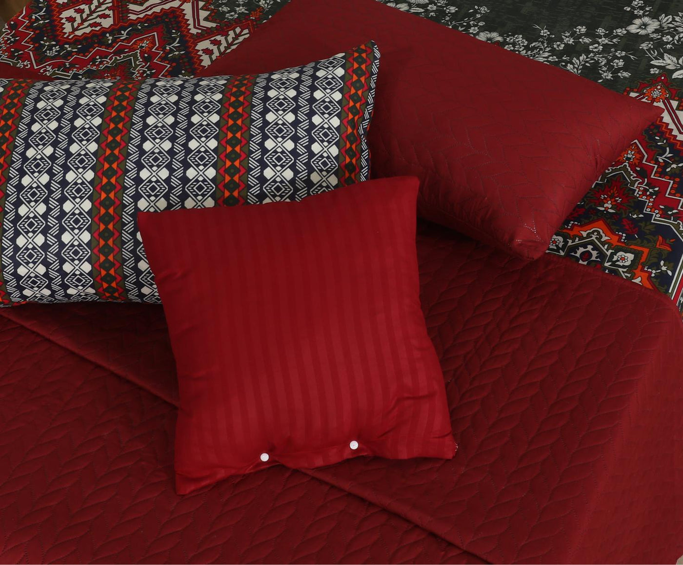 BAWA MAROON SUMMER COMFORTER set - 8 pcs