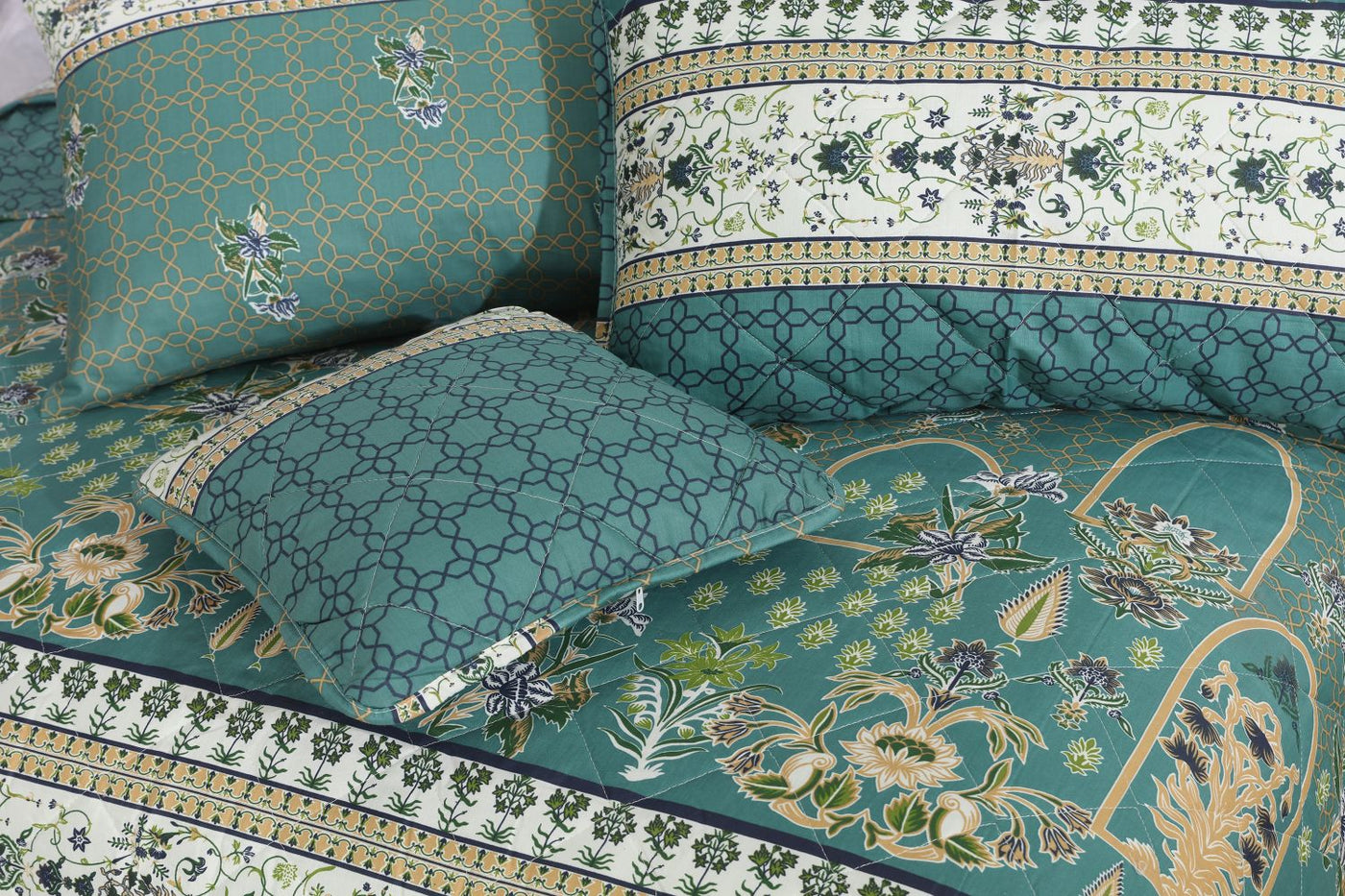 GALUR WINTER COMFORTER SET- 6 PCS (PREMIUM)