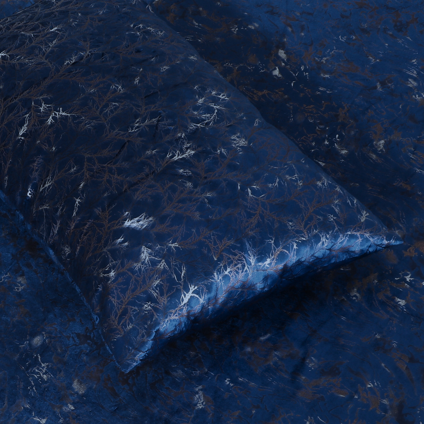 BLUE  VELVET DUVET COVERS SET 8 PCS
