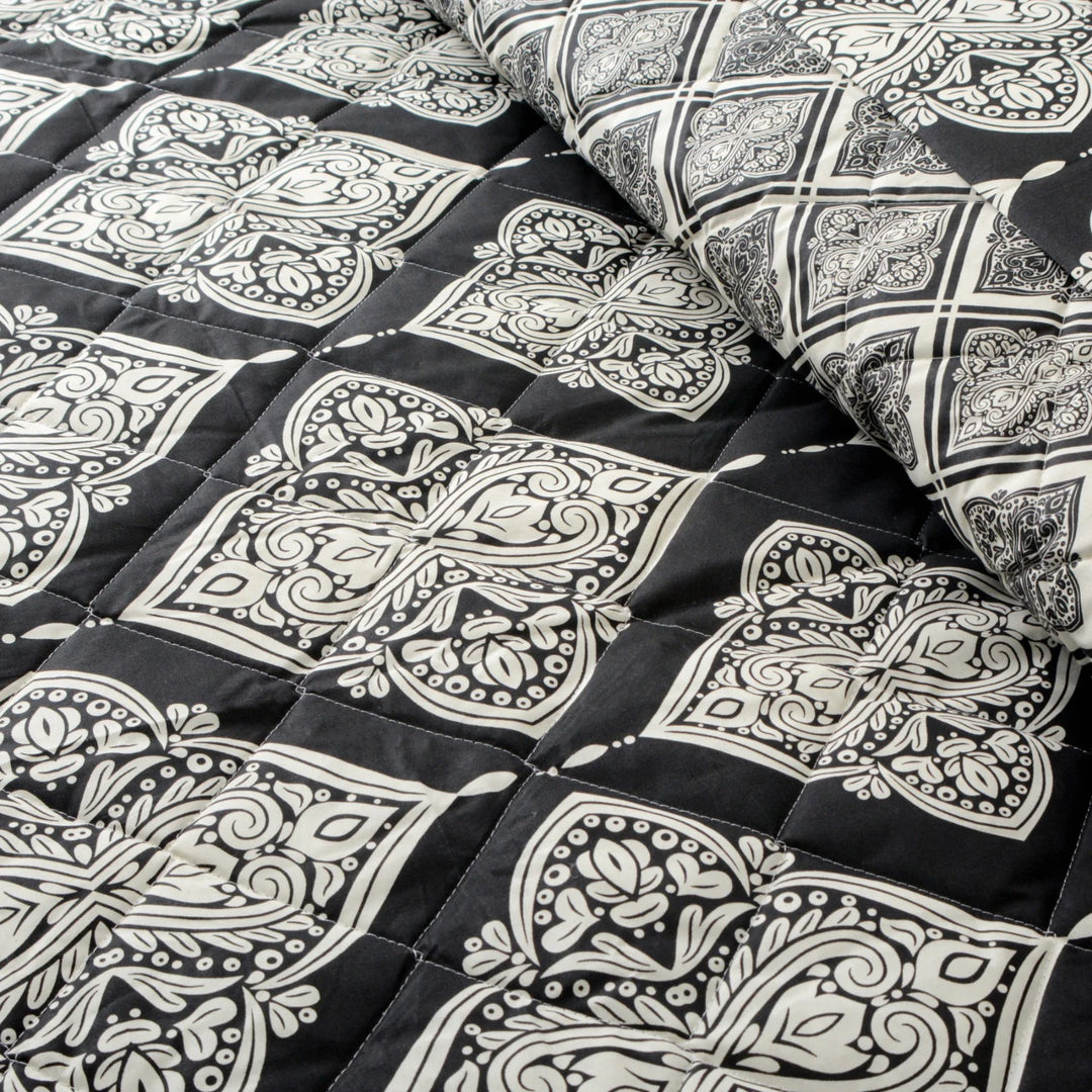DIVINE Comforter Set- 7 Pcs