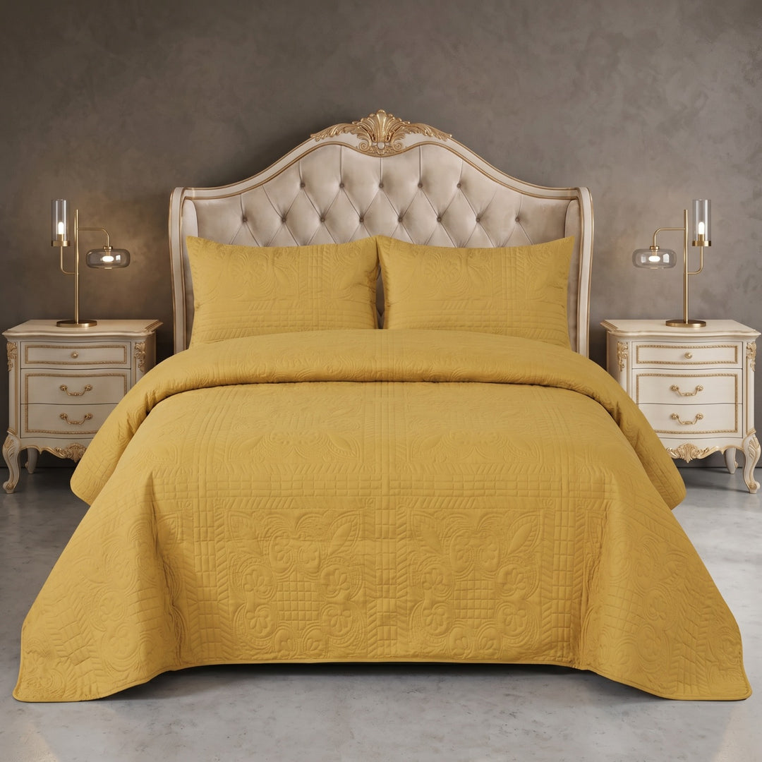 GOLDEN BEDSPREAD SET - 3 PCS (PREMIUM)