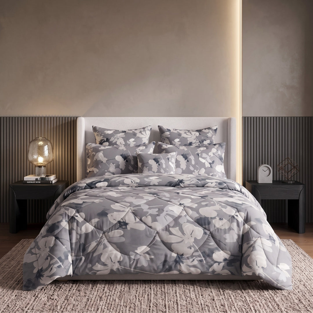 OMSK Comforter Set- 7 Pcs