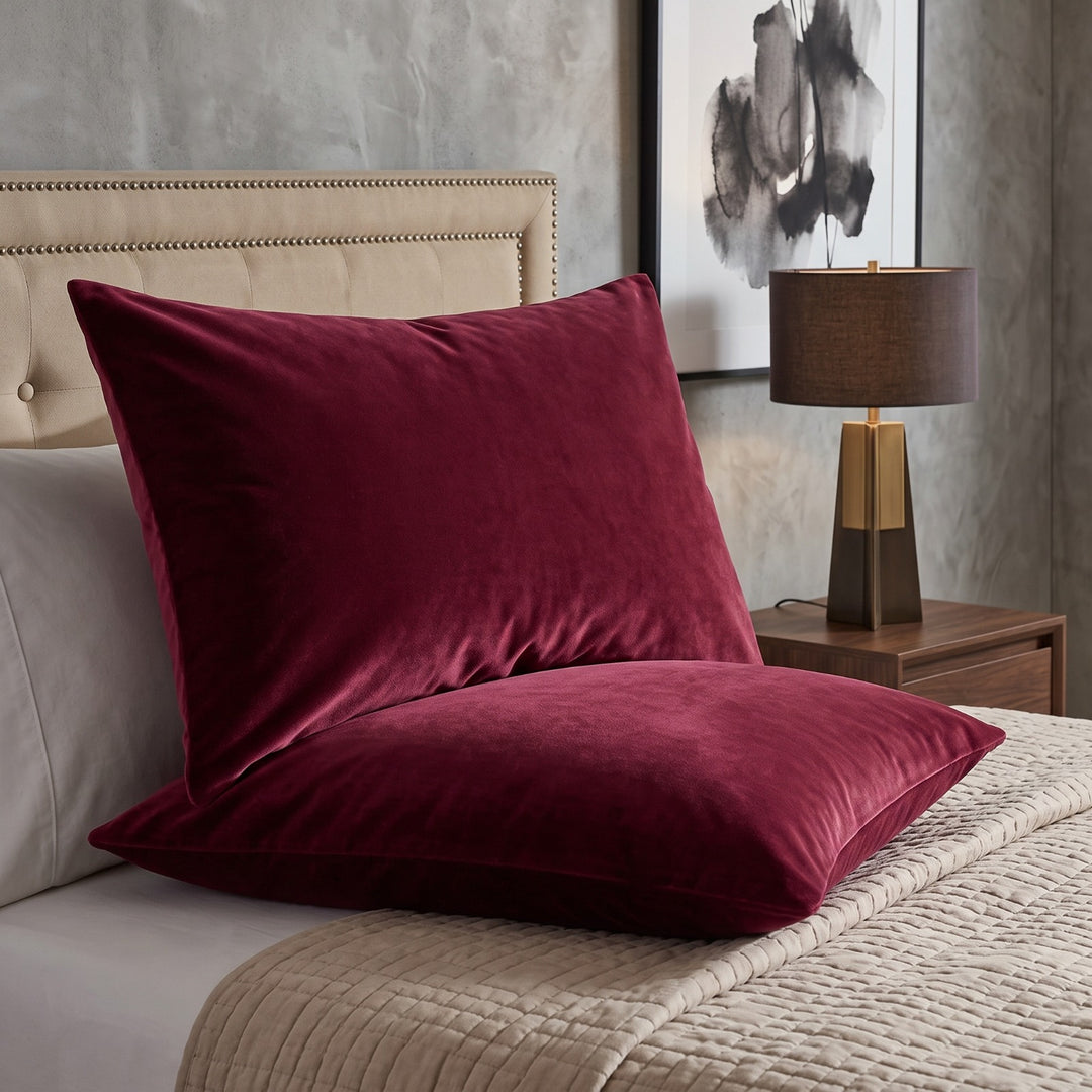 MAROON DYED VELVET PILLOW COVERS (PACK OF 2)